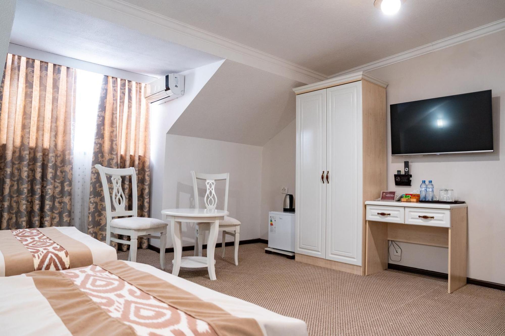 Meros Boutique Hotel Samarkand Esterno foto