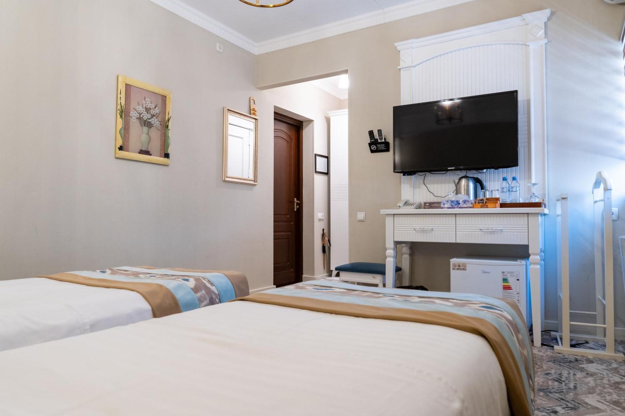Meros Boutique Hotel Samarkand Esterno foto